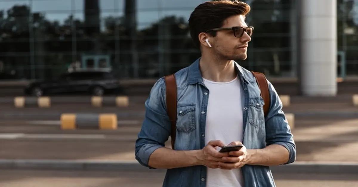 What To Wear With Denim Jacket Male
